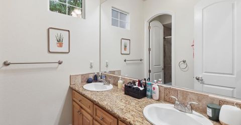 8900 Belford Ct, Roseville, CA 95747 Photo