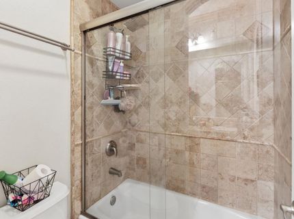 8900 Belford Ct, Roseville, CA 95747 Photo