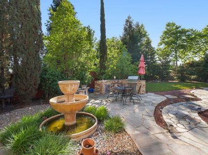 8900 Belford Ct, Roseville, CA 95747 Photo