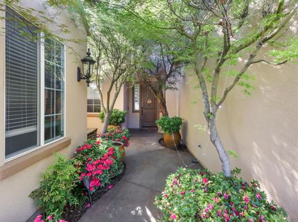 8900 Belford Ct, Roseville, CA 95747 Photo