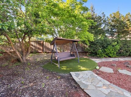 8900 Belford Ct, Roseville, CA 95747 Photo