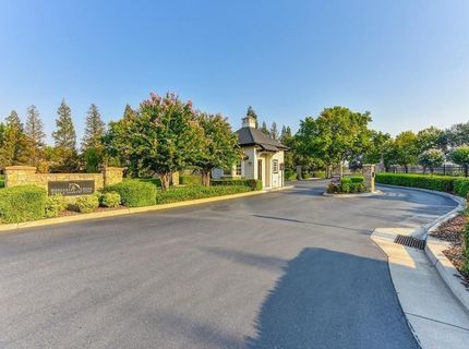 8900 Belford Ct, Roseville, CA 95747 Photo