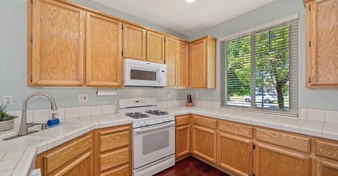 9226 Lucchesi Dr, Sacramento, CA 95829 Photo