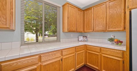 9226 Lucchesi Dr, Sacramento, CA 95829 Photo