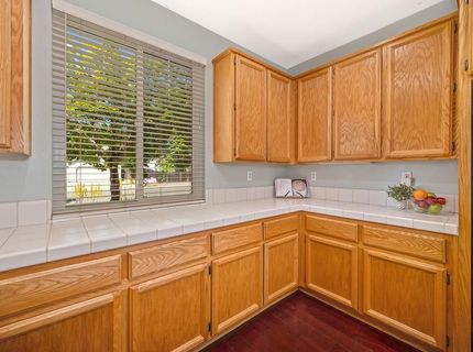 9226 Lucchesi Dr, Sacramento, CA 95829 Photo