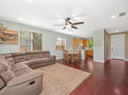 9226 Lucchesi Dr, Sacramento, CA 95829 Photo