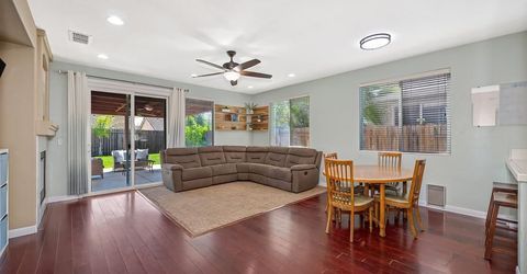 9226 Lucchesi Dr, Sacramento, CA 95829 Photo