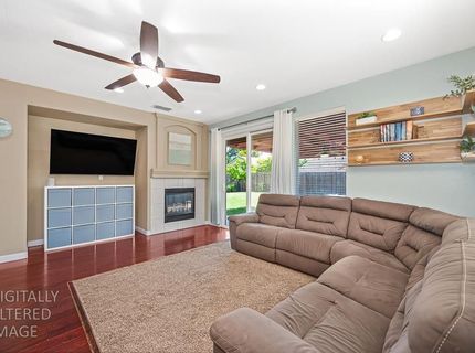 9226 Lucchesi Dr, Sacramento, CA 95829 Photo