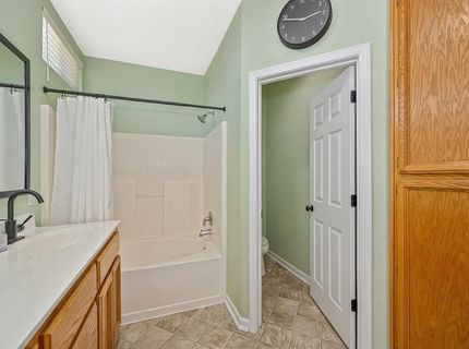 9226 Lucchesi Dr, Sacramento, CA 95829 Photo