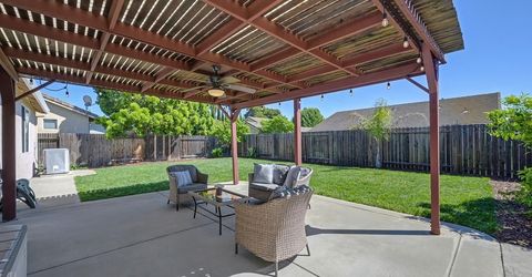9226 Lucchesi Dr, Sacramento, CA 95829 Photo