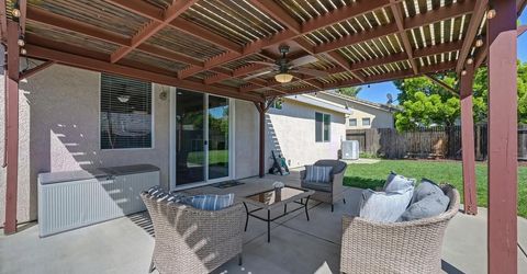 9226 Lucchesi Dr, Sacramento, CA 95829 Photo