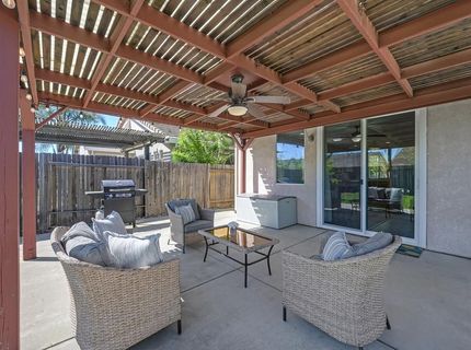 9226 Lucchesi Dr, Sacramento, CA 95829 Photo