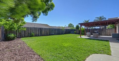 9226 Lucchesi Dr, Sacramento, CA 95829 Photo