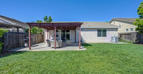 9226 Lucchesi Dr, Sacramento, CA 95829 Photo