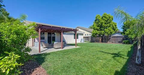 9226 Lucchesi Dr, Sacramento, CA 95829 Photo