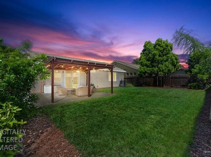 9226 Lucchesi Dr, Sacramento, CA 95829 Photo