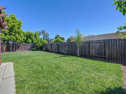 9226 Lucchesi Dr, Sacramento, CA 95829 Photo