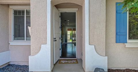 9226 Lucchesi Dr, Sacramento, CA 95829 Photo