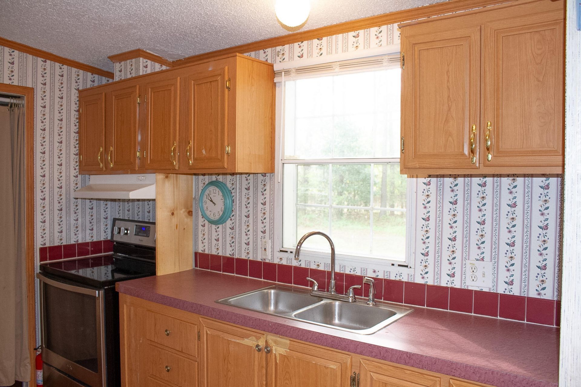 405 Treeline Drive Photo 19