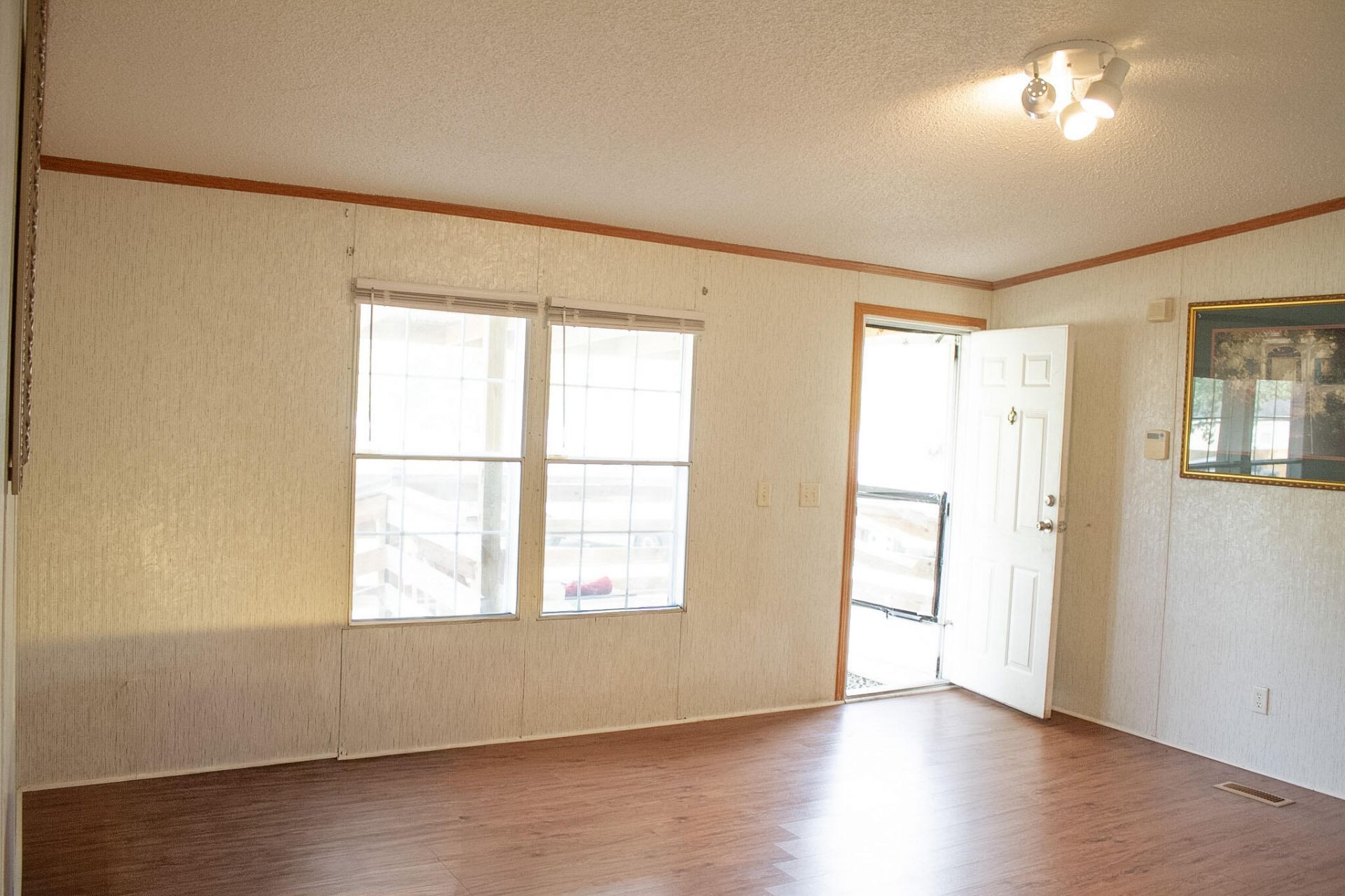 405 Treeline Drive Photo 27