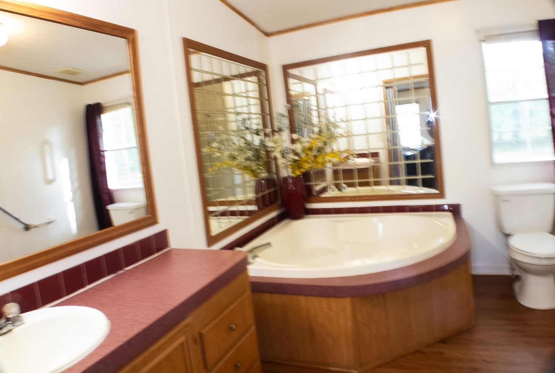 405 Treeline Drive Photo 32