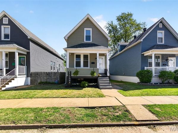 4753 Goethe Avenue, St Louis, MO 63116