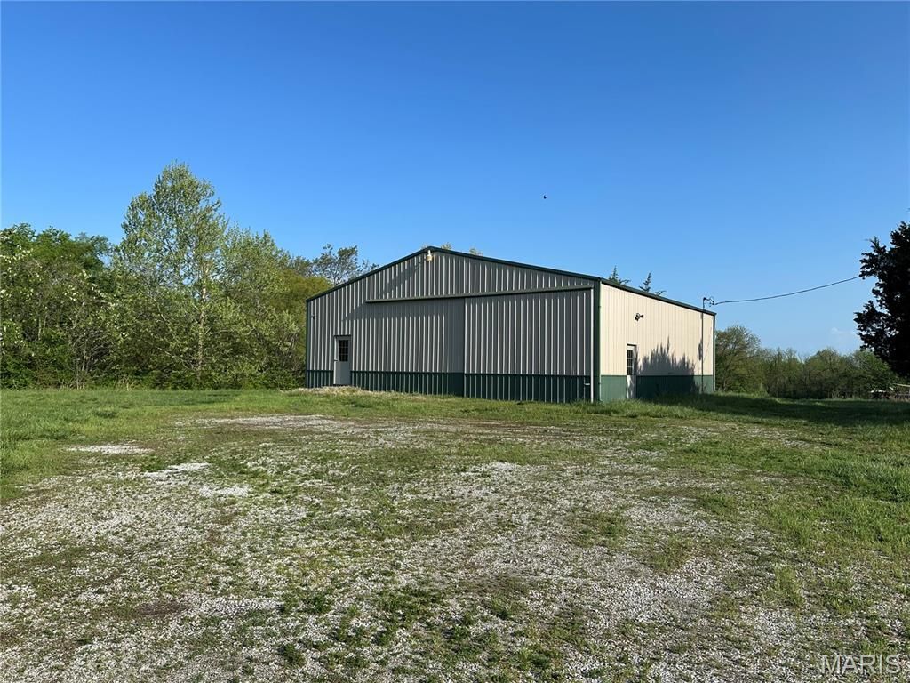 1001 & 1005 Palestine Road, Chester, IL 62233 Main Photo