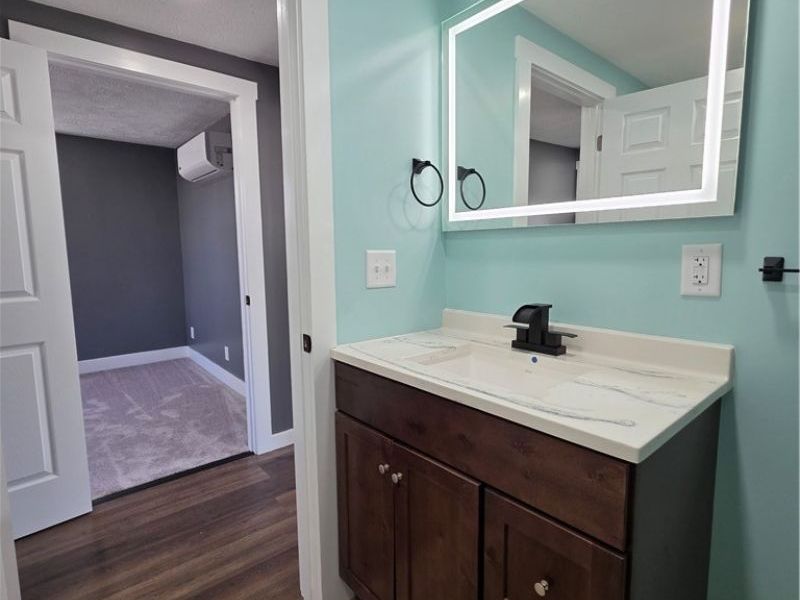 24 E Main Street, Newton Falls, OH 44444 Photo 12