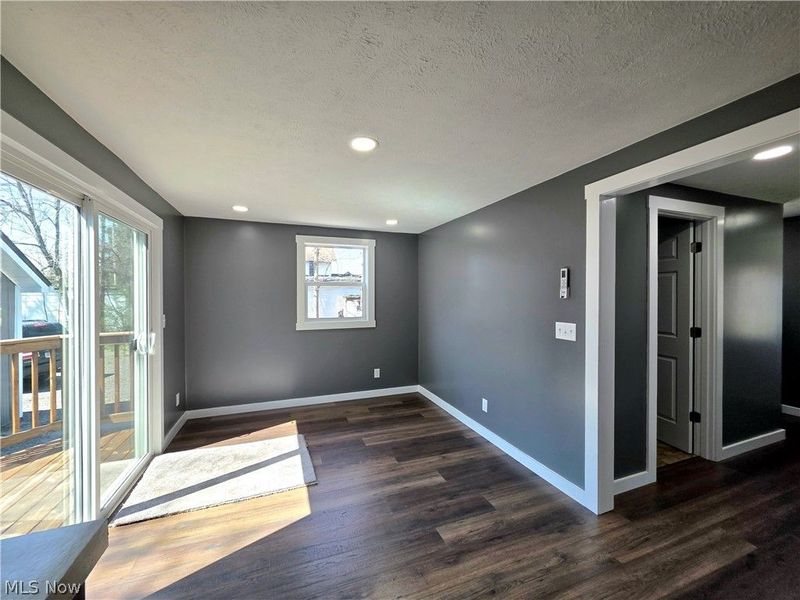 24 E Main Street, Newton Falls, OH 44444 Photo 8