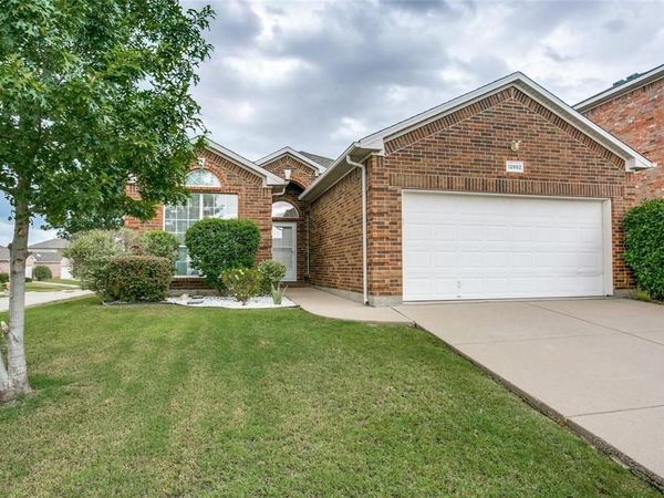 12852 Old Macgregor Lane, Fort Worth, TX 76244