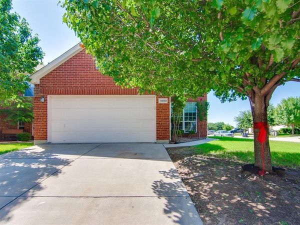 11800 Porcupine Drive, Fort Worth, TX 76244