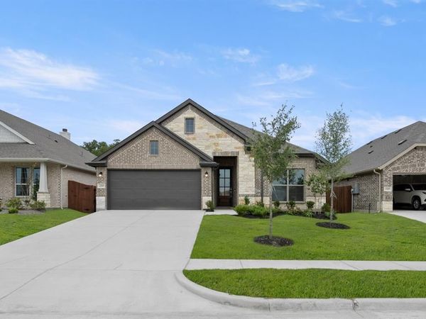 2325 Shamrock Lane, Weatherford, TX 76085