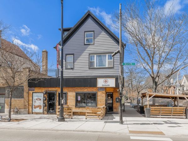 4054 N Western Avenue, Chicago, IL 60618