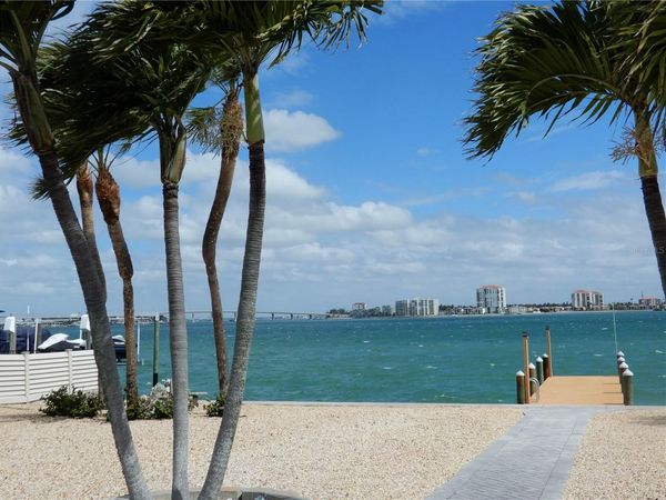 337 1ST STREET W, TIERRA VERDE, FL 33715