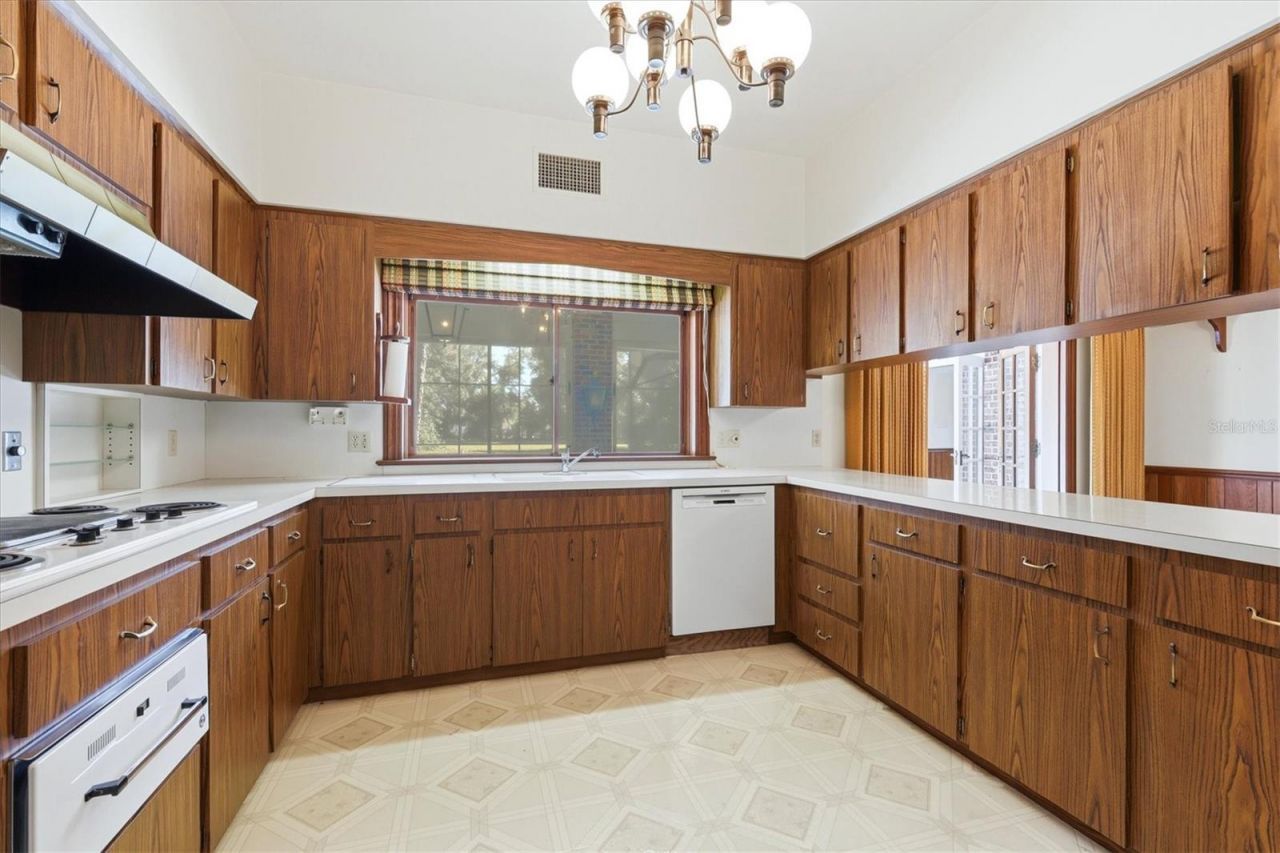 8221 Desoto Memorial Highway, Bradenton, FL 34209 Photo