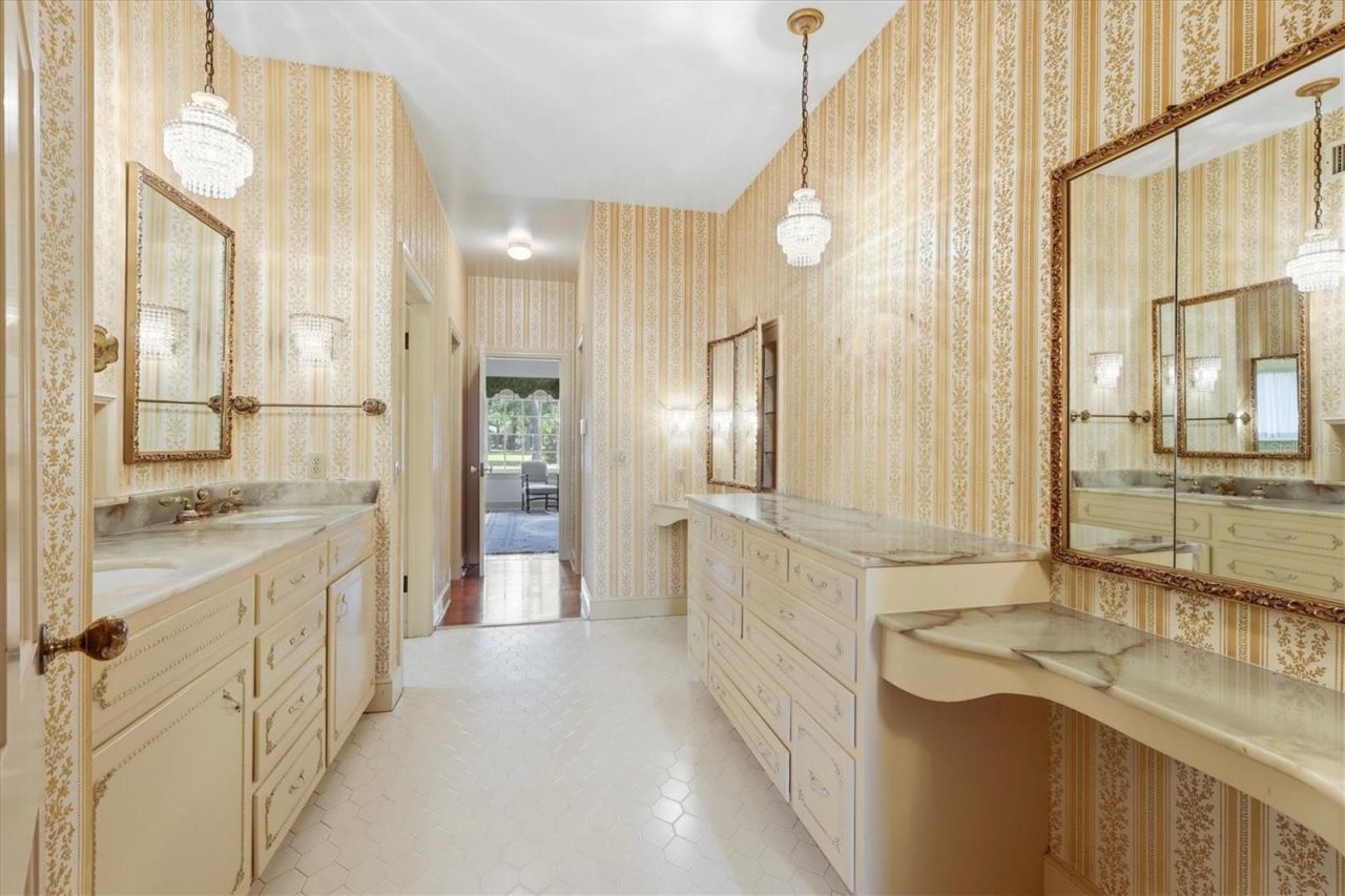 8221 Desoto Memorial Highway, Bradenton, FL 34209 Photo