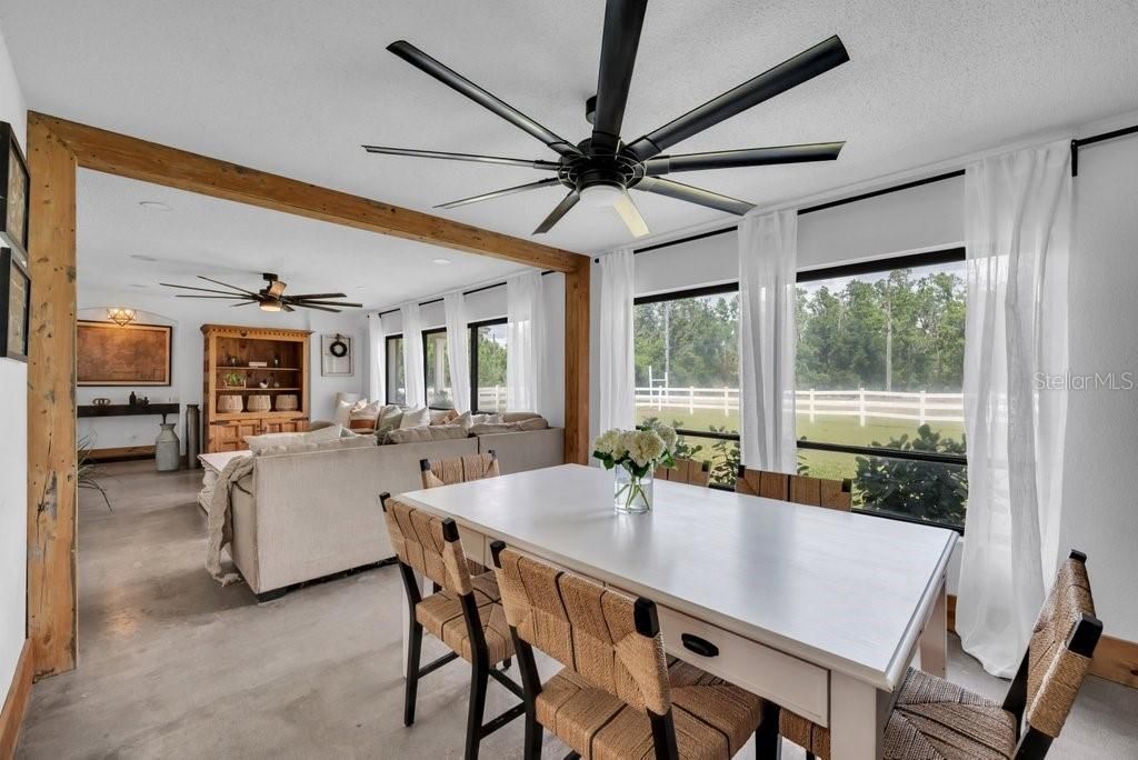 7820 Lithia Pinecrest Road, Lithia, FL 33547 Photo