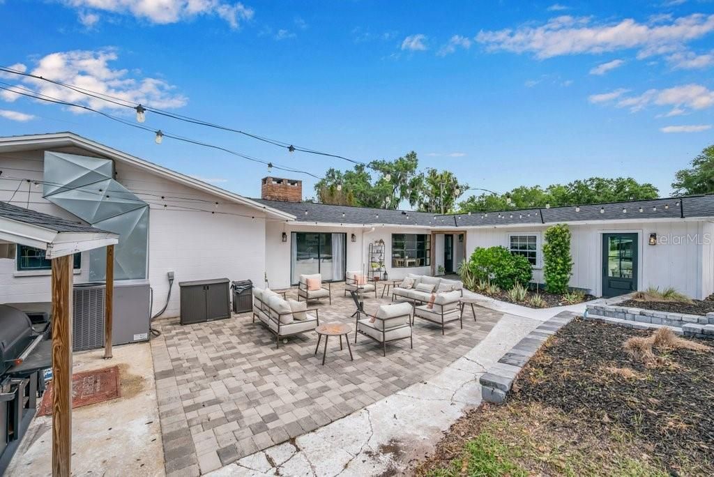 7820 Lithia Pinecrest Road, Lithia, FL 33547 Photo