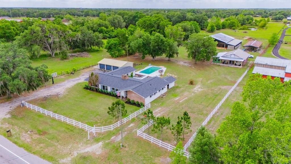 7820 Lithia Pinecrest Road, Lithia, FL 33547 Photo