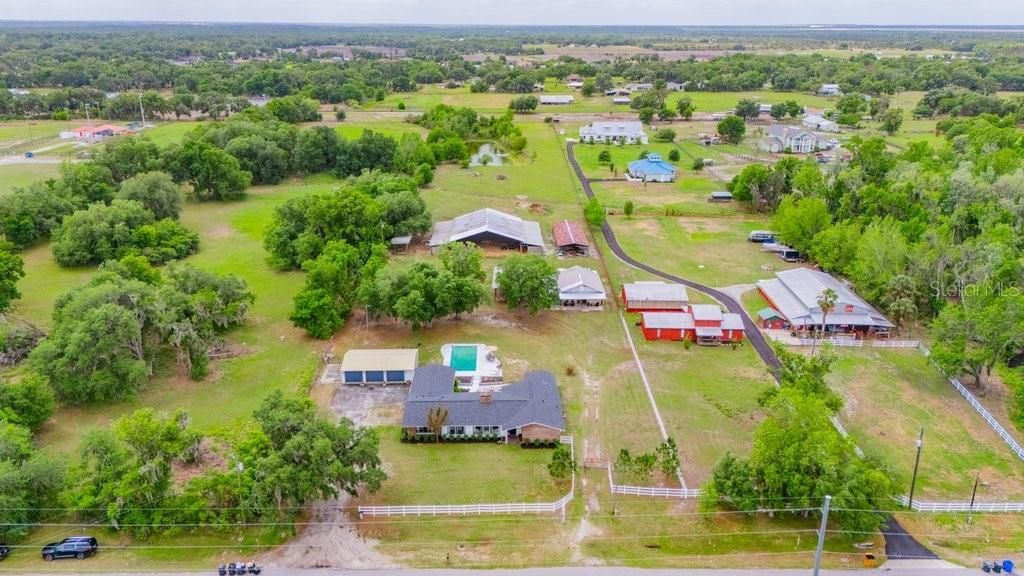 7820 Lithia Pinecrest Road, Lithia, FL 33547 Photo