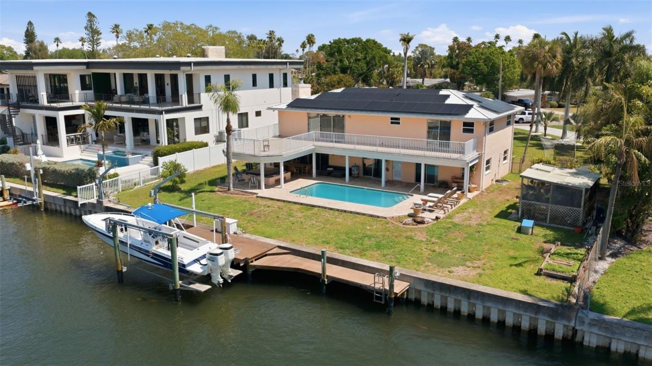 3876 Shore Acres Boulevard Ne, Saint Petersburg, FL 33703 Photo