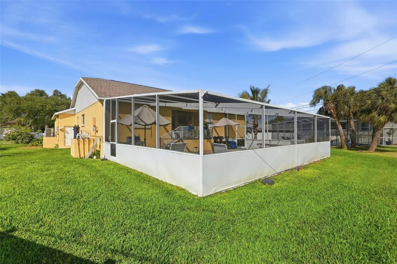 4301 52nd Avenue S, Saint Petersburg, FL 33711 Photo