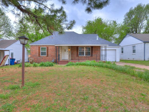2724 E 1st Street, Tulsa, OK 74104