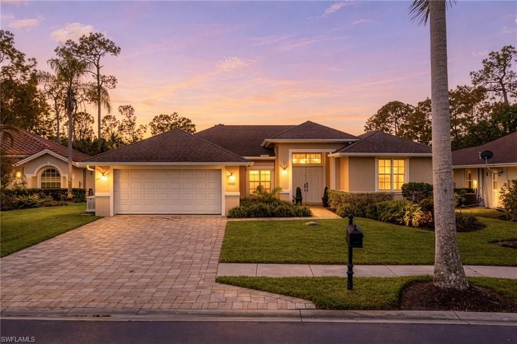 1059 Briarwood Blvd, Naples, FL 34104 Main Photo