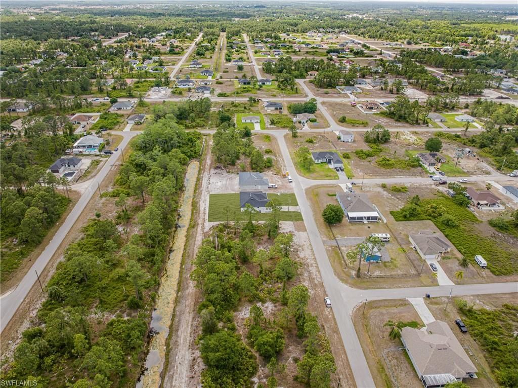 618 Raintree St E, Lehigh Acres, FL 33974 Photo