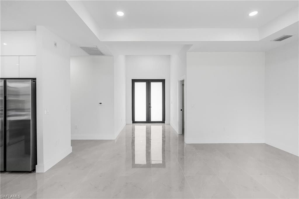 618 Raintree St E, Lehigh Acres, FL 33974 Photo