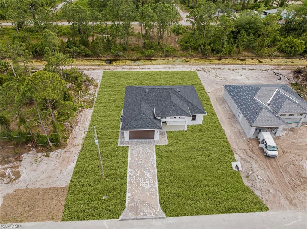 618 Raintree St E, Lehigh Acres, FL 33974 Photo