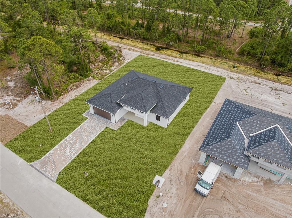 618 Raintree St E, Lehigh Acres, FL 33974 Photo