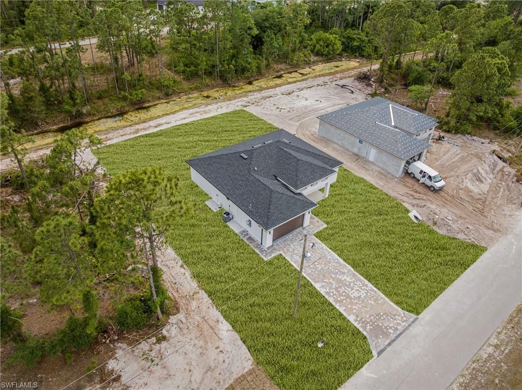 618 Raintree St E, Lehigh Acres, FL 33974 Photo