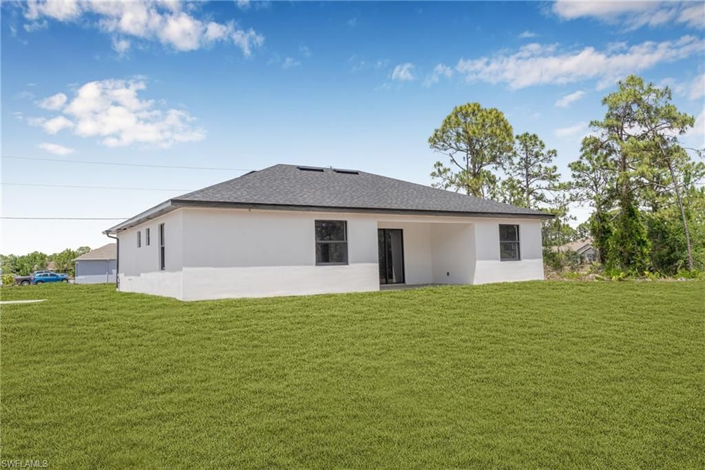 618 Raintree St E, Lehigh Acres, FL 33974 Photo